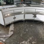 Quầy pha chế cong dài 4 mét
