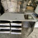 QUẦY TỦ INOX CÓ 6 NGĂN KÉO VÀ RÃNH ÚP LY