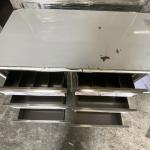 QUẦY TỦ INOX CÓ 6 NGĂN KÉO VÀ RÃNH ÚP LY