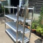 KỆ INOX 4 TẦNG ĐỘT LỖ CẮT GÓC 