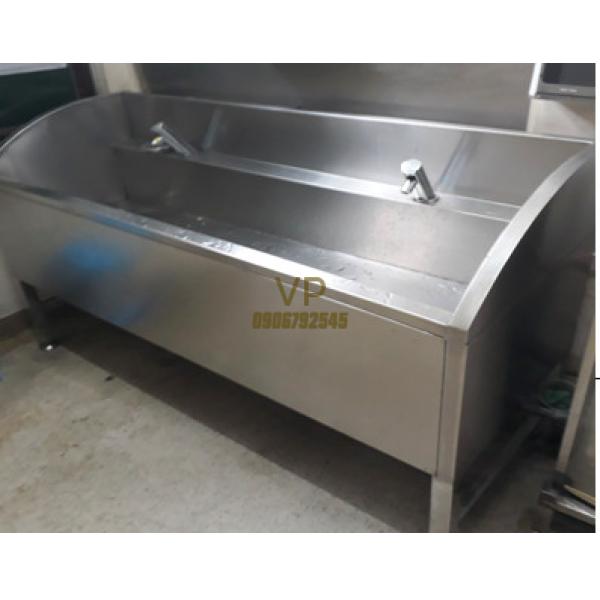 BỒN RỬA TAY CÓ VÒI CẢM ỨNG 1200MM